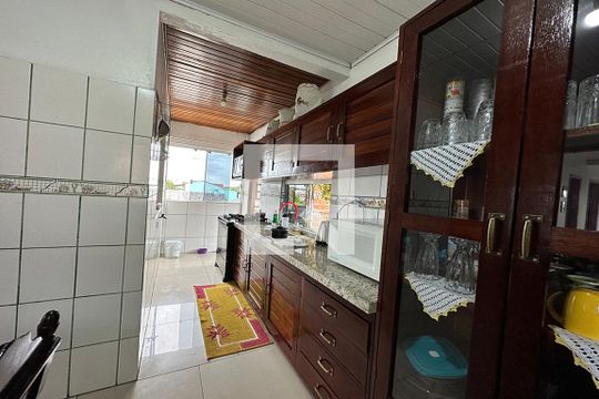 Cozinha de casa à venda com 7 quartos, 280m² em Santo Afonso, Novo Hamburgo