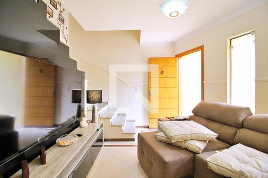 Sala de casa à venda com 2 quartos, 60m² em Utinga, Santo André