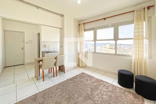Kitnet/Studio à venda com 1 quarto, 29m² em Centro Histórico, Porto Alegre
