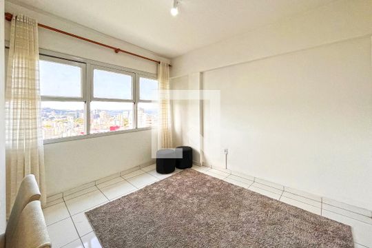 Studio de kitnet/studio à venda com 1 quarto, 29m² em Centro Histórico, Porto Alegre