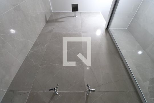 Banheiro de apartamento à venda com 1 quarto, 30m² em Várzea da Barra Funda, São Paulo