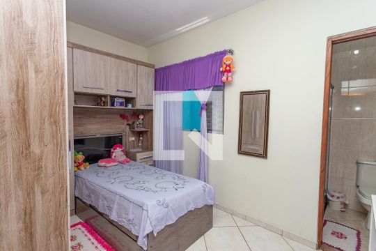Quarto 1  suíte  de casa à venda com 2 quartos, 144m² em Conceição, Diadema
