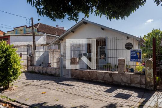 Fachada de apartamento para alugar com 1 quarto, 36m² em Vila Ipiranga, Porto Alegre