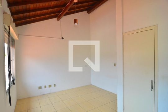 Quarto 2 de casa de condomínio à venda com 2 quartos, 65m² em Igara, Canoas