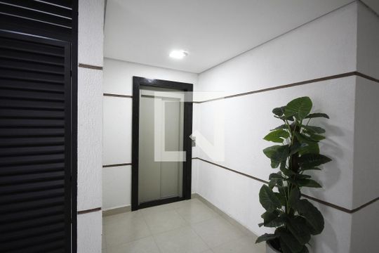 Hall de Entrada de kitnet/studio para alugar com 1 quarto, 20m² em Liberdade, São Paulo