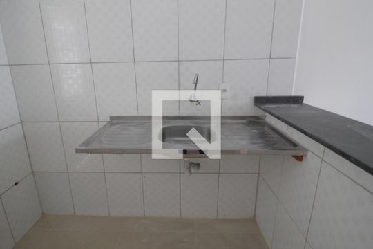 Cozinha de kitnet/studio para alugar com 1 quarto, 27m² em Jardim Goncalves, Sorocaba