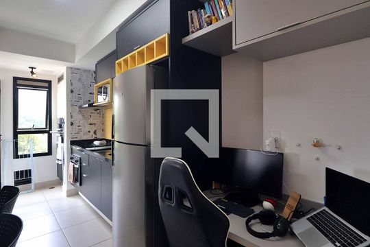Cozinha de kitnet/studio à venda com 1 quarto, 43m² em Campestre, Santo André
