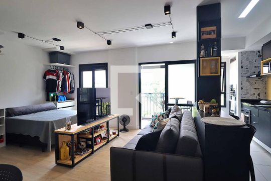 Sala de kitnet/studio à venda com 1 quarto, 43m² em Campestre, Santo André