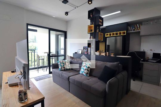 Sala de kitnet/studio à venda com 1 quarto, 43m² em Campestre, Santo André
