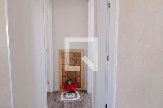 Corredor  de apartamento à venda com 2 quartos, 87m² em Jardim Caboré, São Paulo