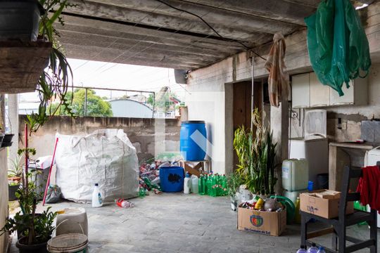 Área de Serviço de casa à venda com 4 quartos, 290m² em Vila Bela Vista, Santo André