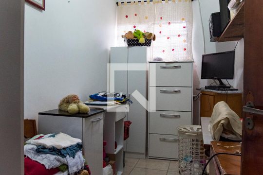 Quarto 3 de casa à venda com 4 quartos, 290m² em Vila Bela Vista, Santo André