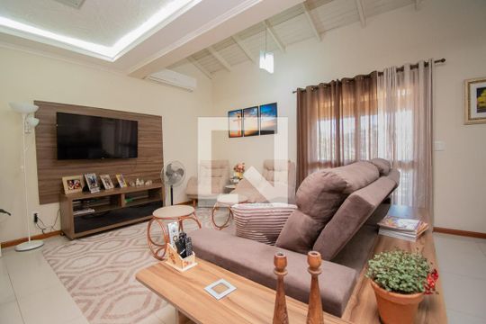 Casa à venda com 3 quartos, 240m² em Ideal, Novo Hamburgo