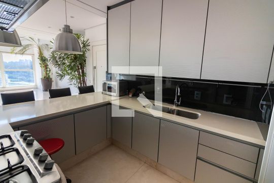 Cozinha  de apartamento para alugar com 3 quartos, 238m² em Vila Cruzeiro, São Paulo