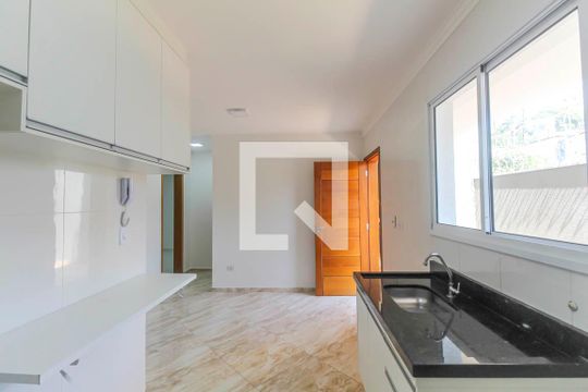 Sala/Cozinha de apartamento para alugar com 2 quartos, 39m² em Vila Alpina, São Paulo