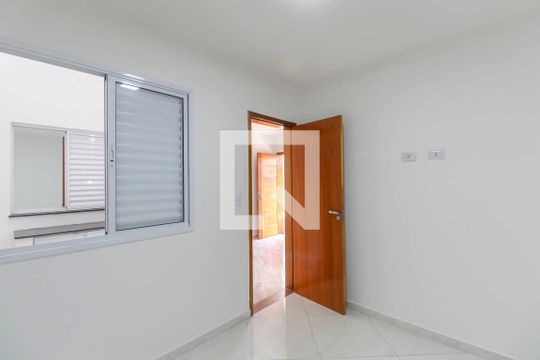 Quarto 1 de apartamento para alugar com 2 quartos, 39m² em Vila Alpina, São Paulo