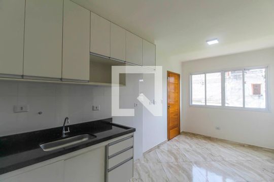 Sala/Cozinha de apartamento para alugar com 2 quartos, 34m² em Vila Alpina, São Paulo