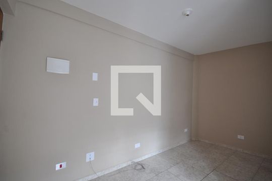 Sala de apartamento para alugar com 1 quarto, 40m² em Parque Ramos Freitas, São Paulo