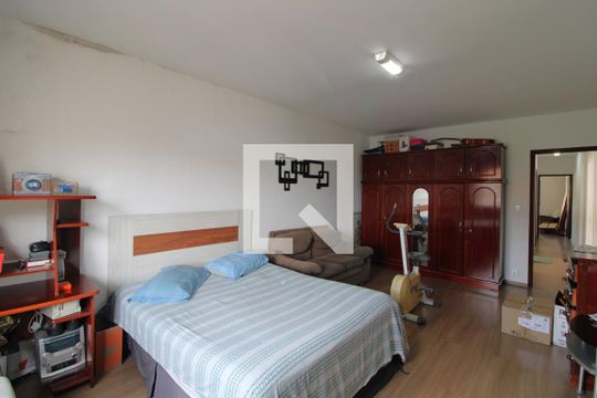 Quarto 1 de casa à venda com 4 quartos, 316m² em Jardim Sabara, São Paulo