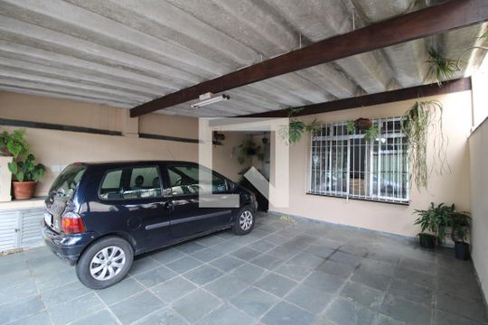 Garagem de casa à venda com 4 quartos, 316m² em Jardim Sabara, São Paulo