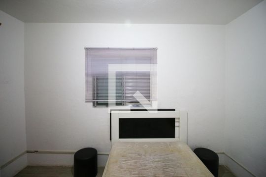 Quarto  de casa para alugar com 1 quarto, 40m² em Vila Brasil, São Paulo
