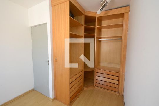 Quarto 1 de apartamento para alugar com 2 quartos, 80m² em Vila Inglesa, São Paulo