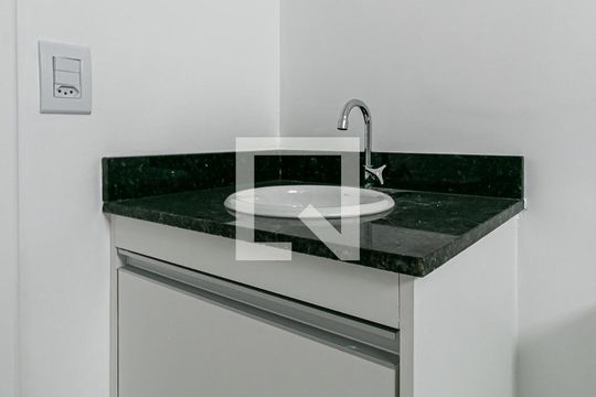 Banheiro de casa para alugar com 1 quarto, 38m² em Vila Formosa, São Paulo