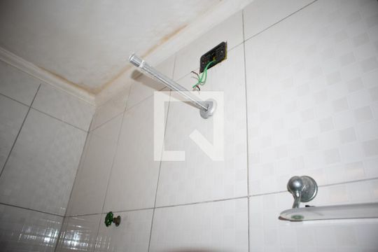 Banheiro de casa para alugar com 1 quarto, 35m² em Jardim Brasil (zona Norte), São Paulo