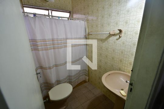Banheiro de casa à venda com 4 quartos, 162m² em Jardim Santa Genebra, Campinas