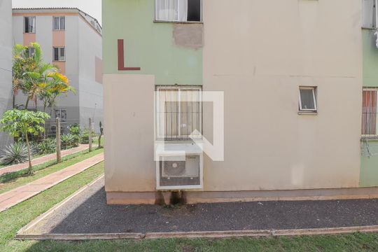 Área externa de apartamento à venda com 2 quartos, 42m² em Rio dos Sinos, São Leopoldo