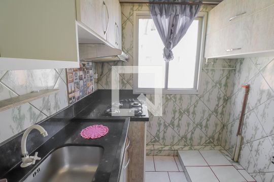 Cozinha e Área de Serviço de apartamento à venda com 2 quartos, 42m² em Rio dos Sinos, São Leopoldo