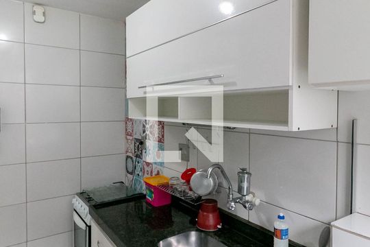 Cozinha e Área de Serviço de apartamento para alugar com 3 quartos, 82m² em Grajaú, Belo Horizonte