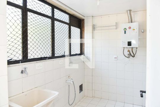 Área de Serviço de apartamento para alugar com 2 quartos, 78m² em São João, Porto Alegre