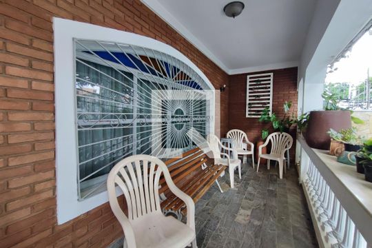 Varanda quintal de casa para alugar com 5 quartos, 280m² em Jardim Leonor, Campinas