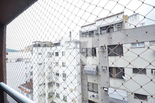 Vista de apartamento à venda com 2 quartos, 77m² em Botafogo, Rio de Janeiro