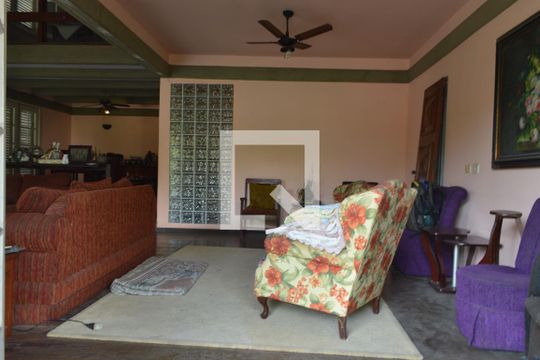 Sala de Estar de casa à venda com 4 quartos, 300m² em Tanque, Rio de Janeiro