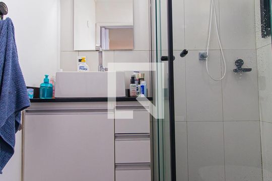 Banheiro de apartamento à venda com 1 quarto, 44m² em Consolação, São Paulo