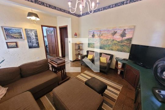 Casa para alugar com 6 quartos, 354m² em Vila Monumento, São Paulo