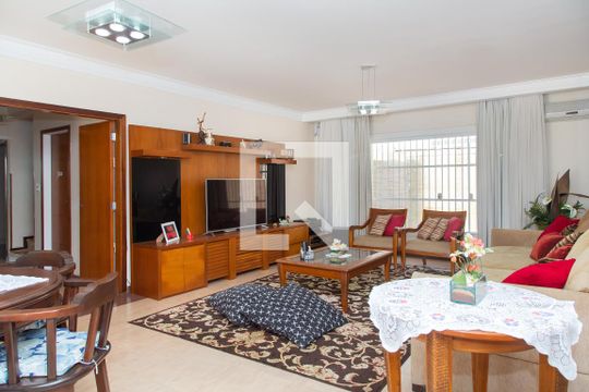 Casa para alugar com 5 quartos, 521m² em Jardim Virgínia, Guarujá