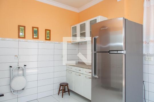 Área de Serviço de casa para alugar com 5 quartos, 521m² em Jardim Virgínia, Guarujá