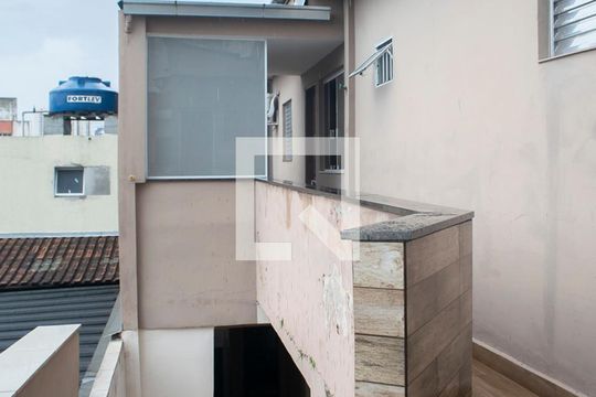 Quintal casa 2 de casa à venda com 4 quartos, 240m² em Lauzane Paulista, São Paulo