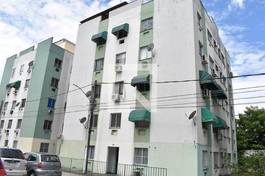 Fachada do bloco de apartamento à venda com 2 quartos, 50m² em Campo Grande, Rio de Janeiro