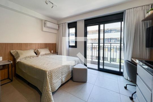 Apartamento para alugar com 1 quarto, 24m² em Perdizes, São Paulo