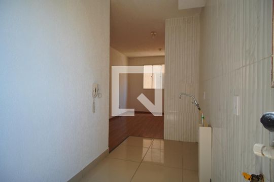 Cozinha  de apartamento à venda com 2 quartos, 41m² em Sarandi, Porto Alegre