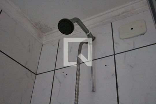 Banheiro de apartamento à venda com 2 quartos, 69m² em Vila Barreto, São Paulo