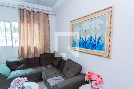 Sala 1 de casa à venda com 3 quartos, 162m² em Vila Pereira Cerca, São Paulo
