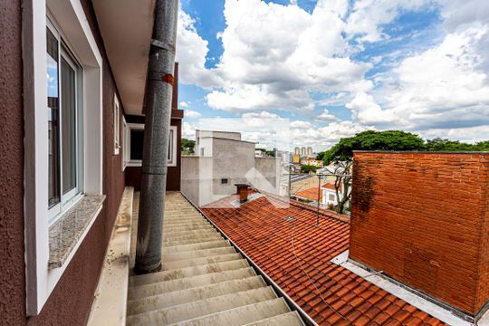 Vista do Quarto 2 de apartamento para alugar com 3 quartos, 79m² em Vila Eldízia, Santo André