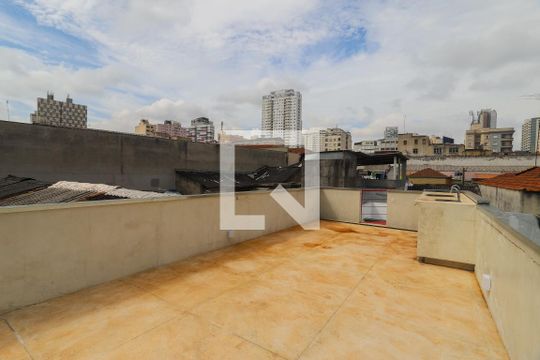 Terraço de casa para alugar com 3 quartos, 130m² em Barra Funda, São Paulo