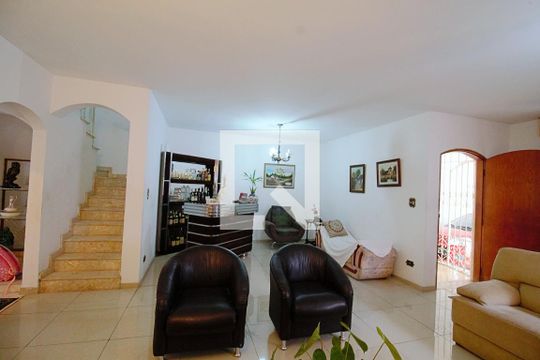 Sala de casa à venda com 4 quartos, 263m² em Jardim Taboao, São Paulo