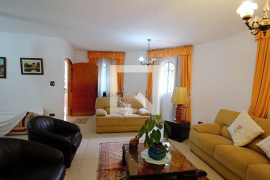 Sala de casa à venda com 4 quartos, 263m² em Jardim Taboao, São Paulo